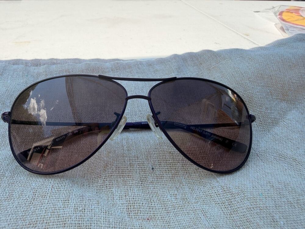 Coach HC7017 Juliana Aviator Sunglasses – Purple Frame – Gray/Tinted Lenses
